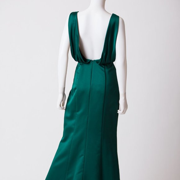 Vera Wang Forest Dark Green Gown - Picture 5 of 11